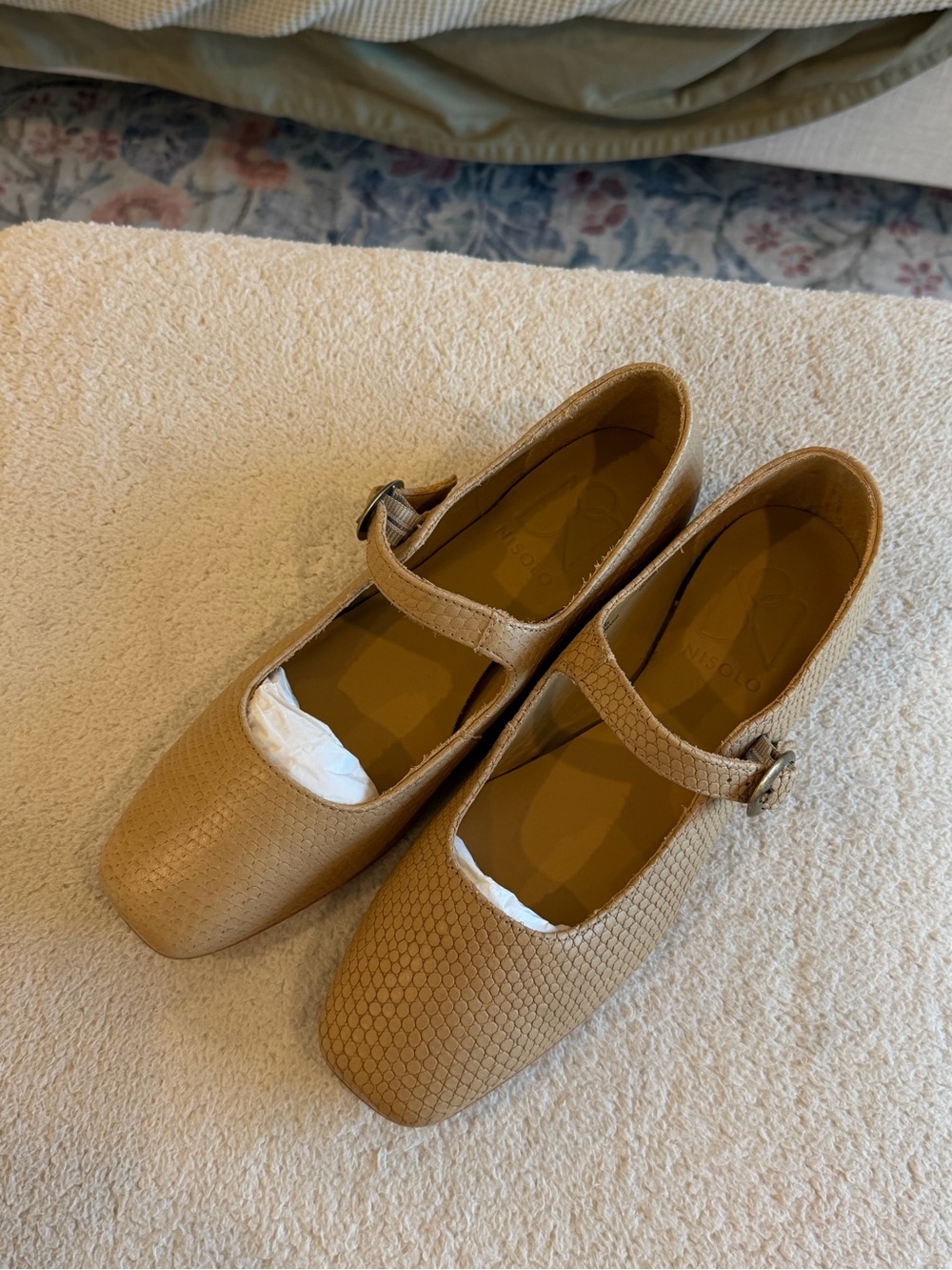 Nisolo Women's Tan Mary Jane Flats with Buckle Strap - Picture 1 of 4